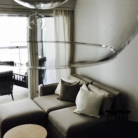 Downtown Furnished Two-bedroom 40 M2 公寓 *